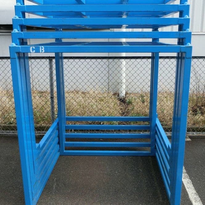 有限会社キャリアバンク　逆ネスティングラック